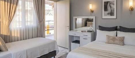 Caja de seguridad en la habitación, cortinas blackout y insonorización