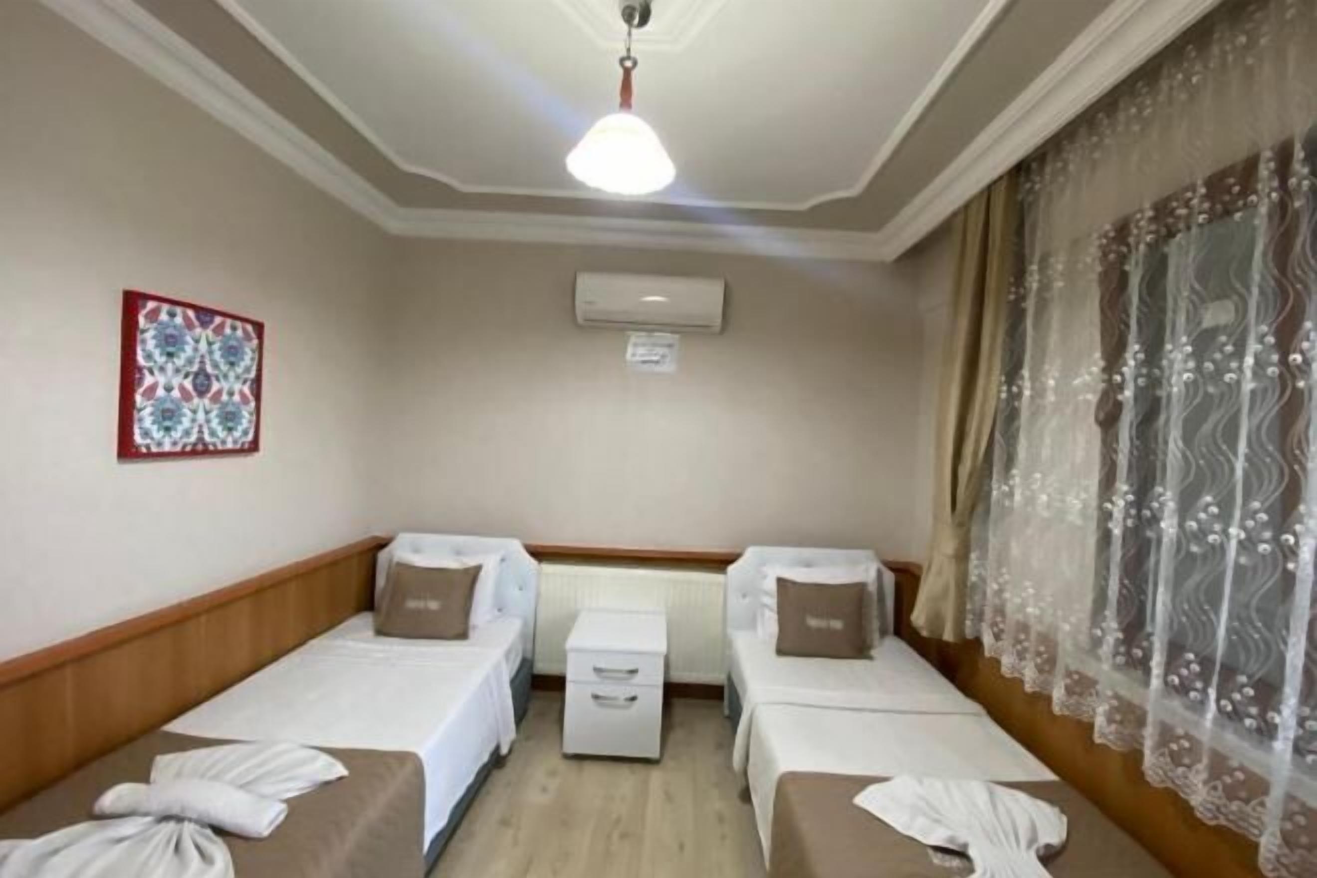 客房内保险箱、遮光窗帘、隔音、免费 WiFi