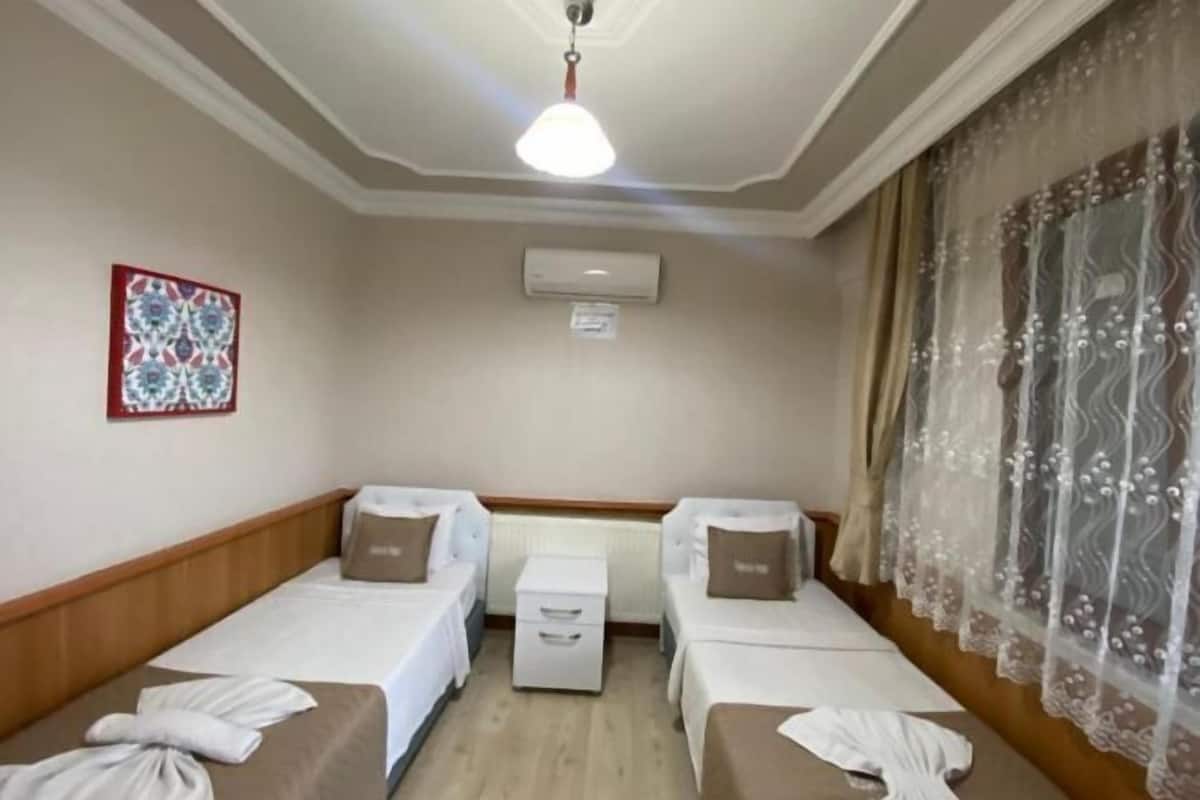 客房内保险箱、遮光窗帘、隔音、免费 WiFi