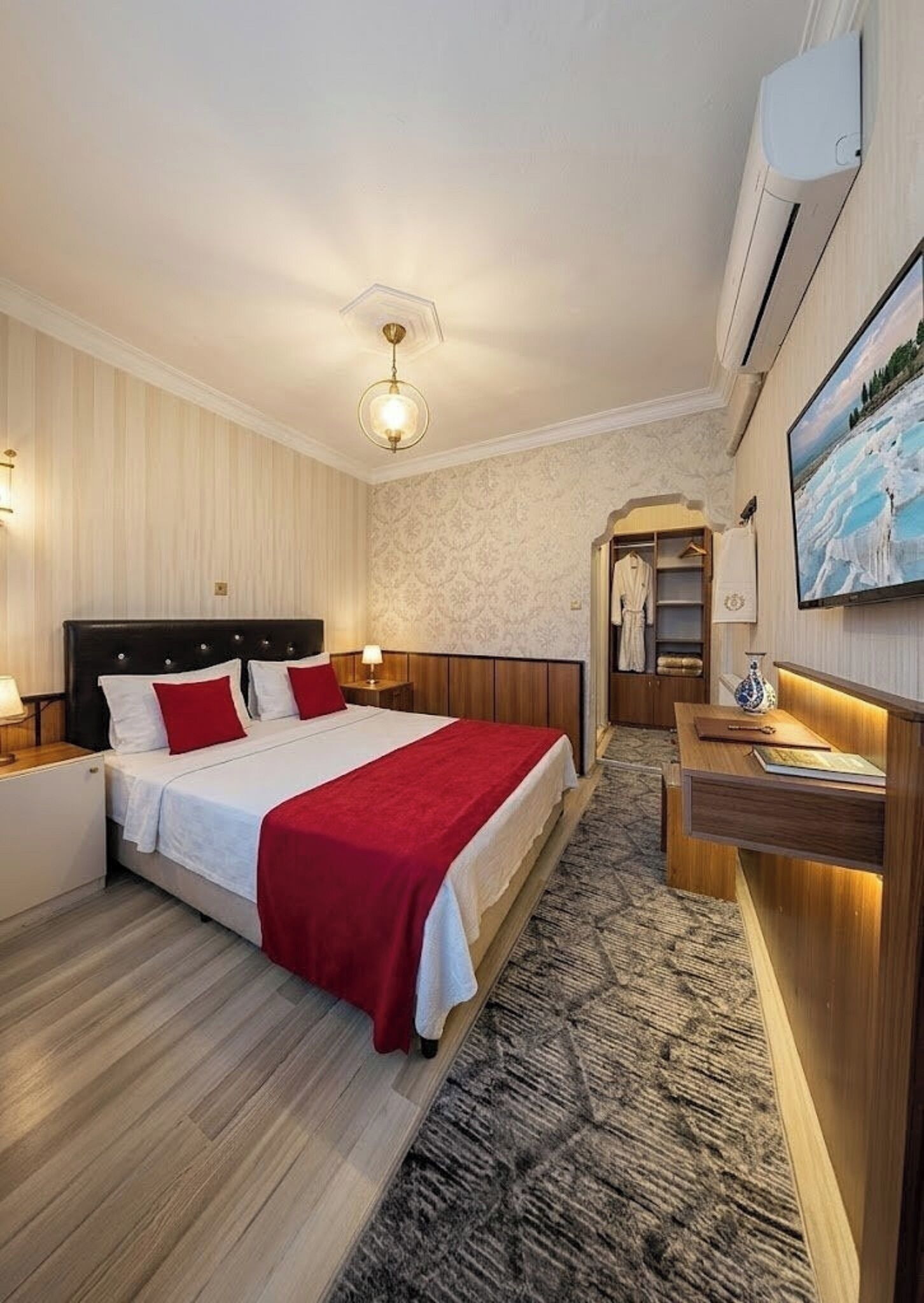 In-room safe, blackout curtains, soundproofing, free WiFi