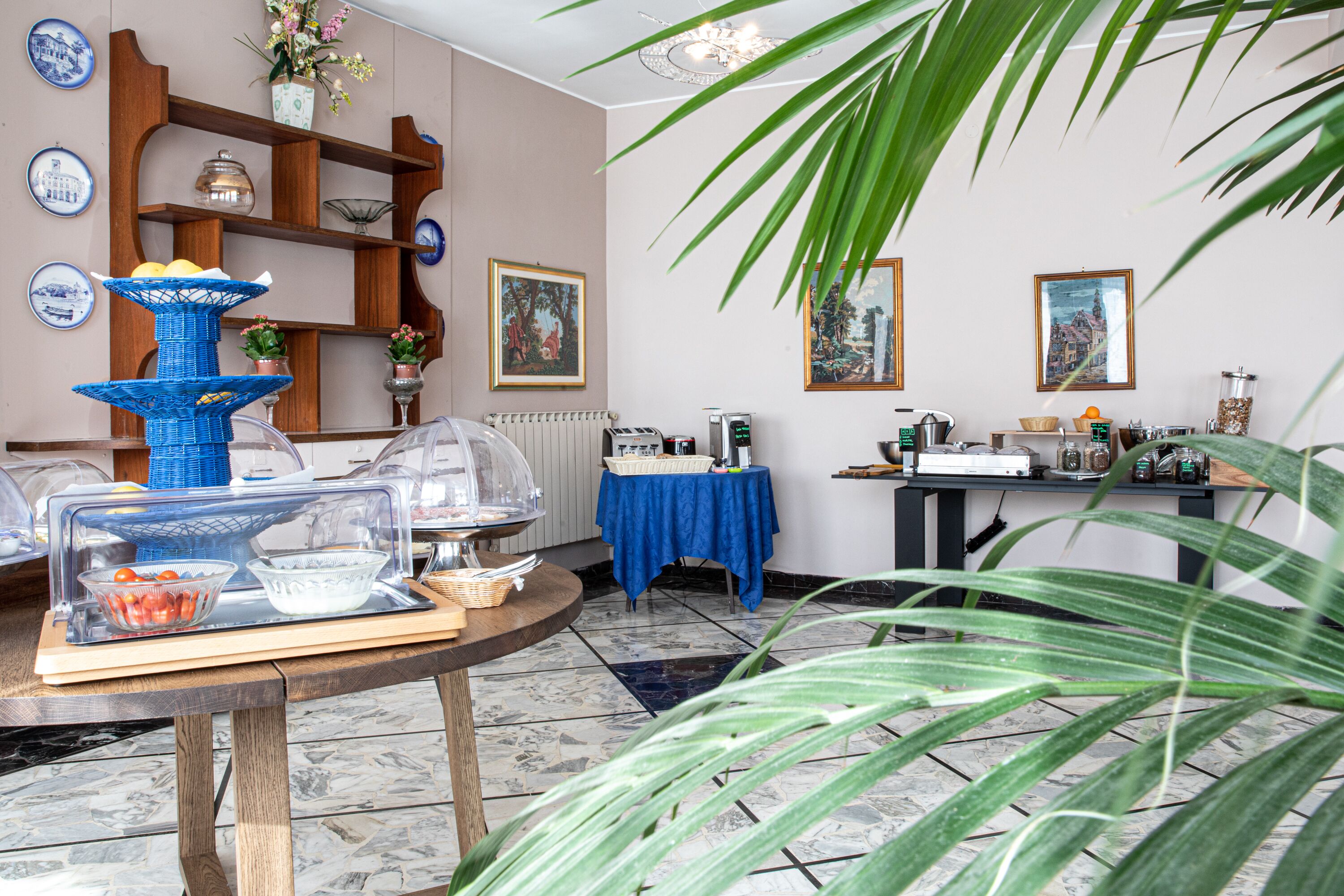 daily buffet breakfast (eur 15 per person)