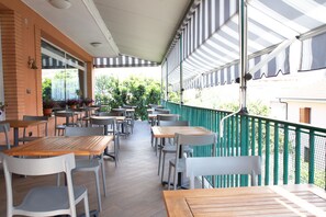 Terrace/patio - Hotel Ariston (Imperia)