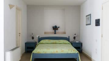 Minibar, desk, soundproofing, rollaway beds