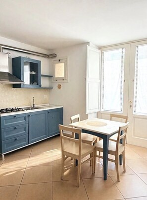 Habitación Premium (N° 54) | Minibar, sistema de insonorización, wifi gratis y ropa de cama