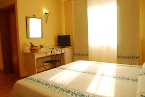 In-room safe, free WiFi, bed sheets, wheelchair access