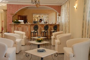 Bar (in der Unterkunft)