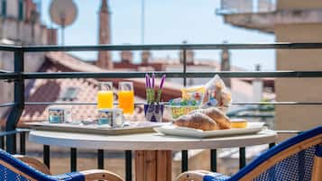 Café da manhã continental grátis todos os dias