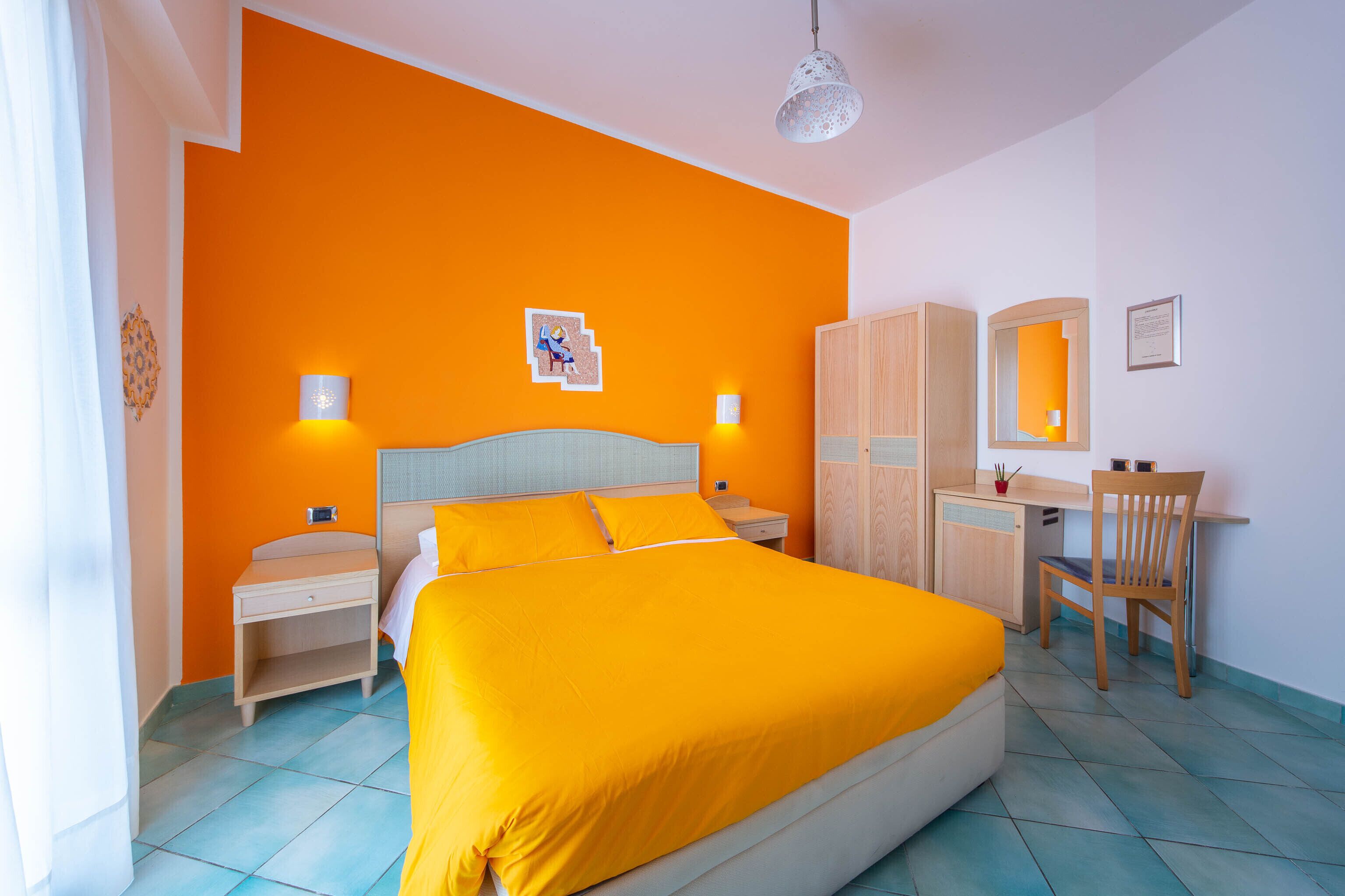 Deluxe-Doppelzimmer, Balkon | Hochwertige Bettwaren, Pillowtop-Betten, Minibar, Zimmersafe