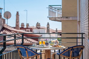 Free daily continental breakfast  - La Casa delle Stelle (Maiori)