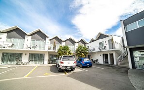 Front of property - Airport Christchurch Motel (Christchurch)