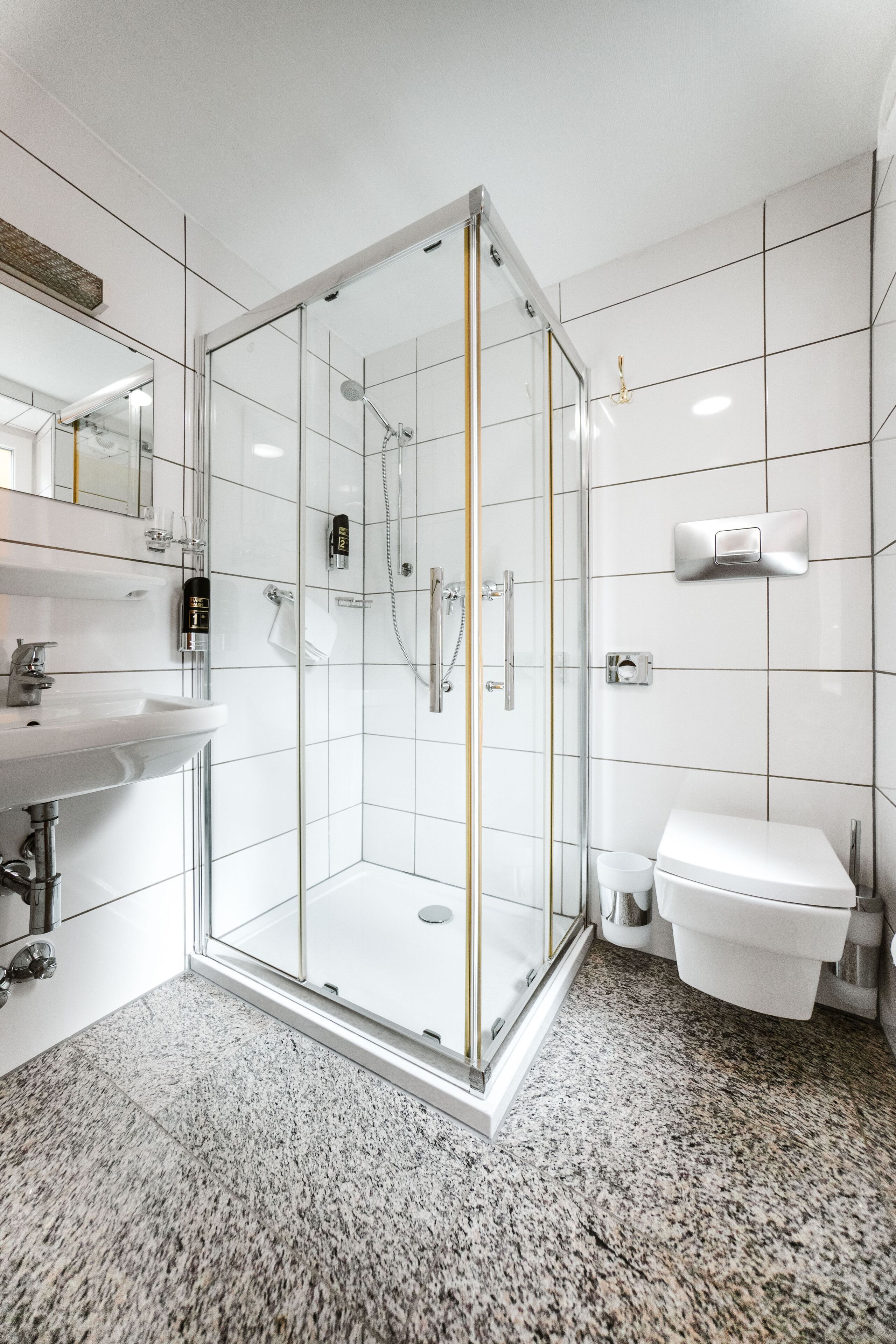 double room | bathroom | shower, hair dryer, towels