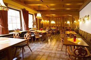 Regional cuisine - Hotel Valsana am Kurpark (Bad Wildbad)