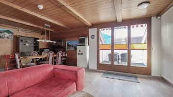 Familienapartment (Excl. 150CHF cleaning fee) | Wohnbereich