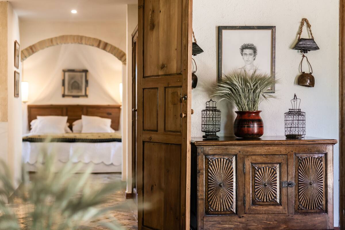 house (suite) | 1 bedroom, egyptian cotton sheets, premium bedding, down duvets