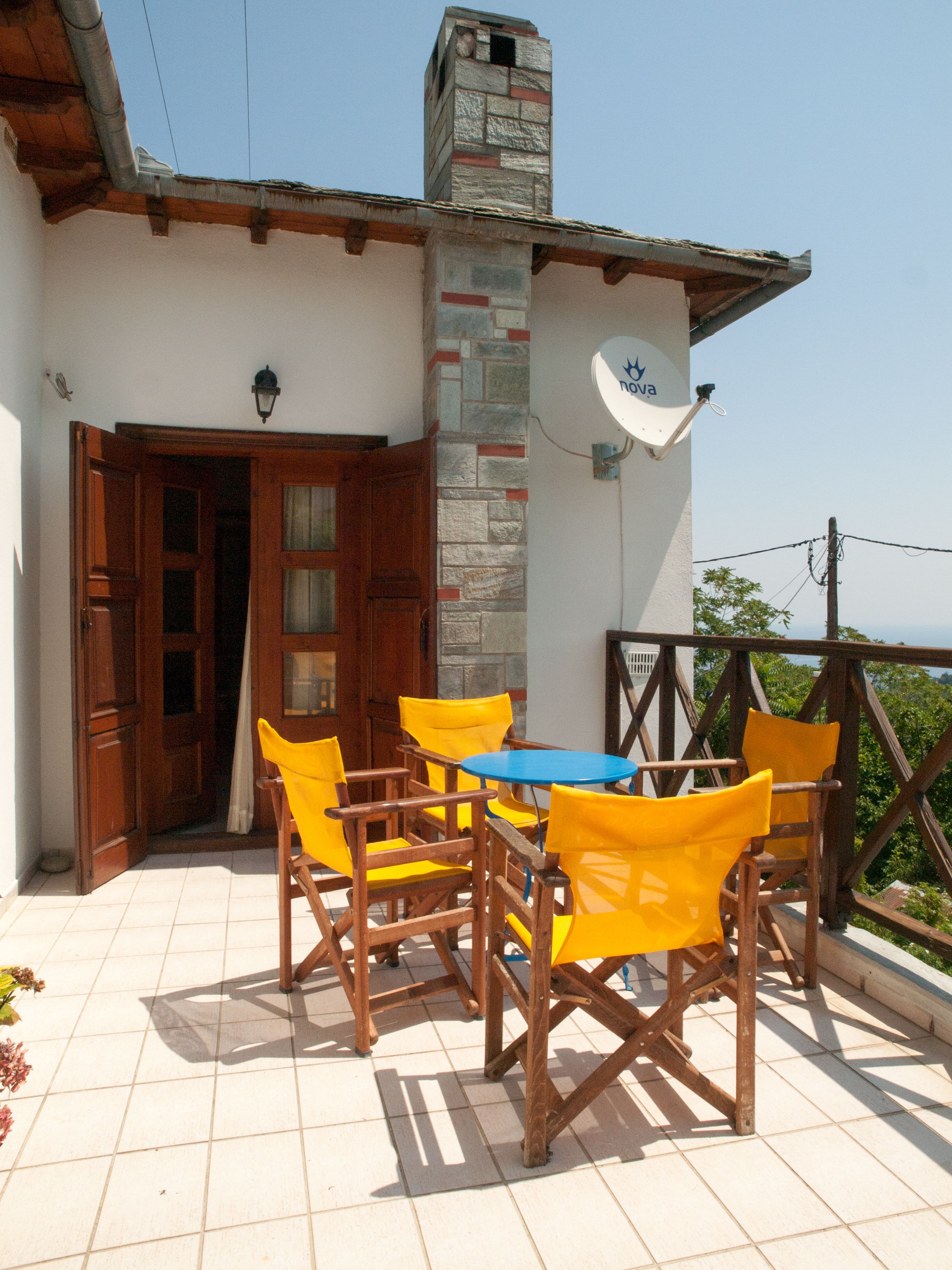 xxxfamily roomxxx | balcony