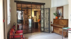 Entrada (vista interna)