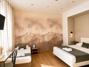 Chambre Triple | Coffres-forts dans les chambres, bureau, chambres insonorisées