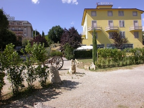 Front of property - Il Roscio (Attigliano)