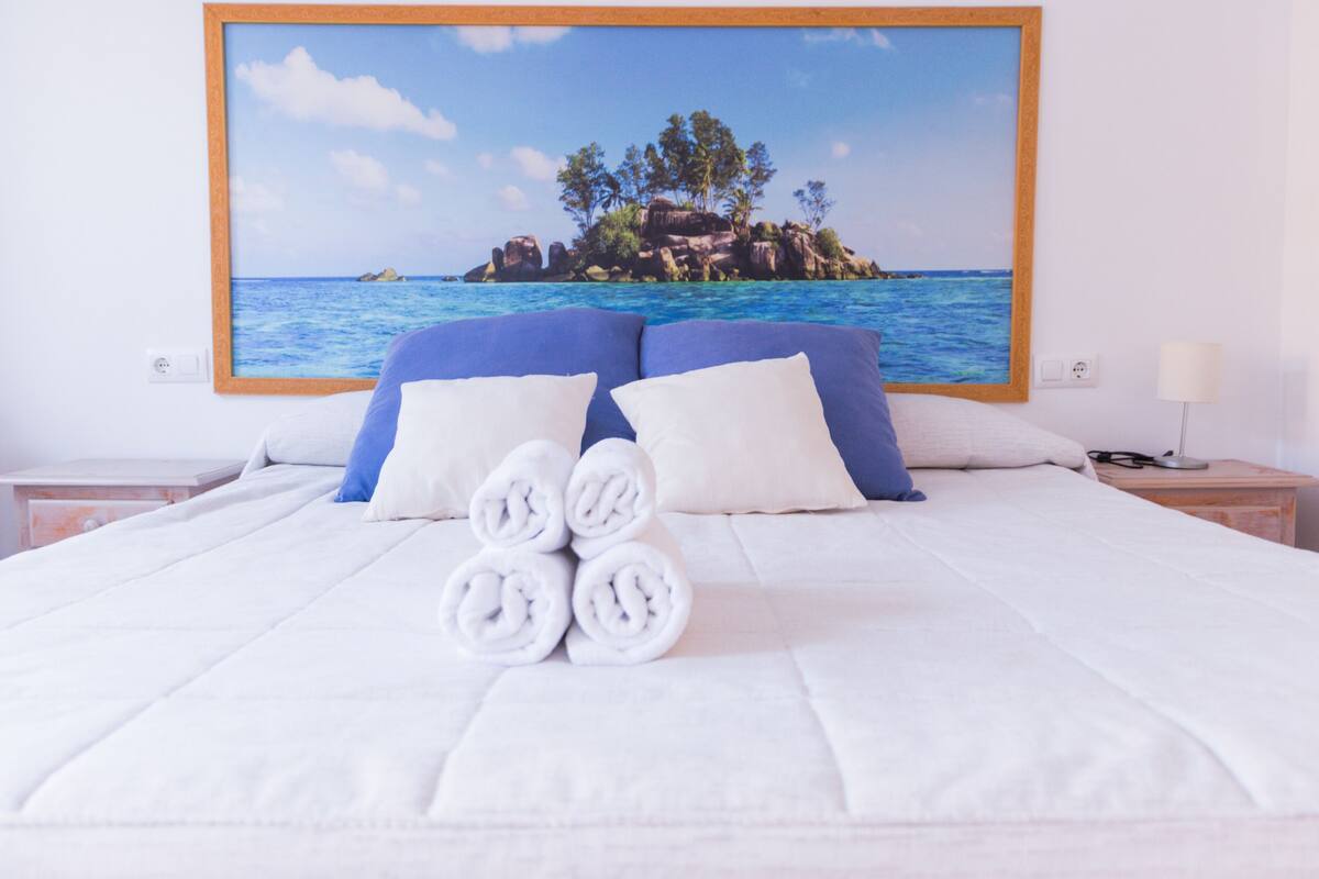 double or twin room | 1 bedroom, minibar, desk, soundproofing