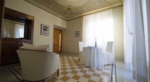 Double Room Single Use | In-room safe, desk, soundproofing, free WiFi - Modà Antica Dimora (Montegiardino)