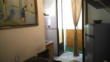 Apartment (Cataniadomus) | Bathroom | Hair dryer, towels