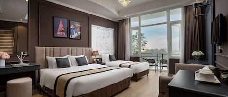Panoramic Triple Room