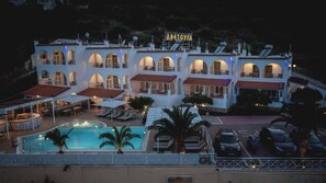 Front of property - Hotel Aretoysa (Nafplio)