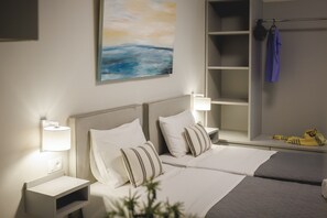Standard Studio (Twin) | Free WiFi, bed sheets - Hotel Aretoysa (Nafplio)