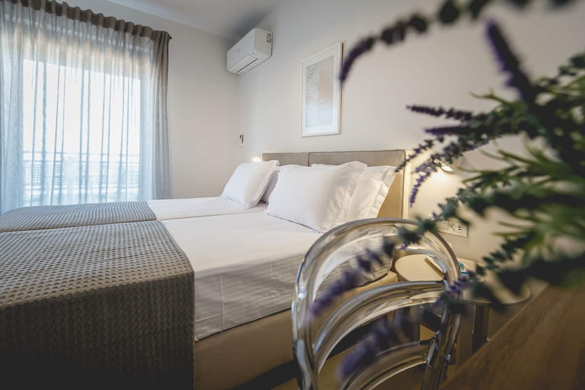 Business Apartment | 2 bedrooms, premium bedding, in-room safe, iron/ironing board