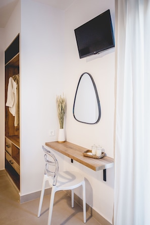 Premium bedding, in-room safe, iron/ironing board, free WiFi - Votsalo Tolo (Nafplio)