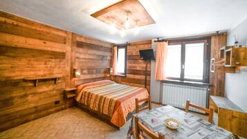 Down comforters, free WiFi, bed sheets