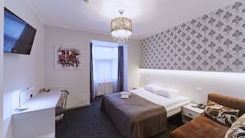 Superior-Doppel- oder -Zweibettzimmer | 1 Schlafzimmer, Schreibtisch, laptopgeeigneter Arbeitsplatz