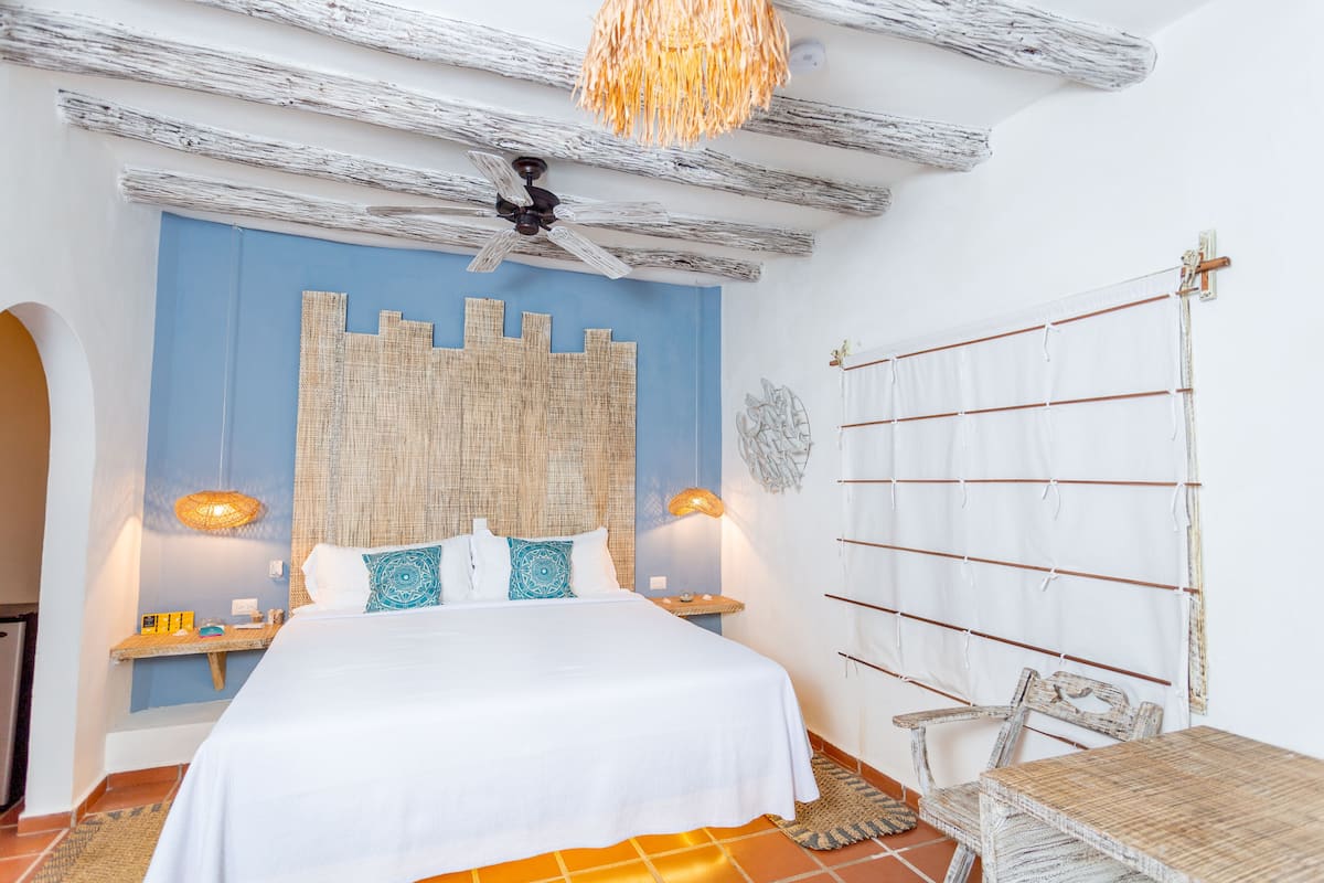 In-room safe, free WiFi, bed sheets