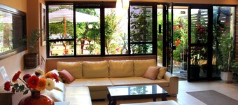 Philoxenia Hotel & Studios