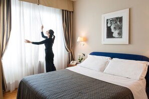 Minibar, in-room safe, desk, soundproofing - Cosmo Residence (Vimercate)