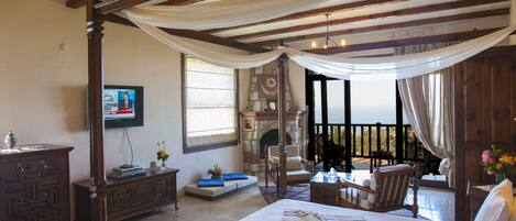 Egyptian cotton sheets, premium bedding, memory-foam beds, in-room safe