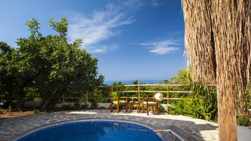 Room | Outdoor pool | 4 outdoor pools, pool umbrellas, sun loungers