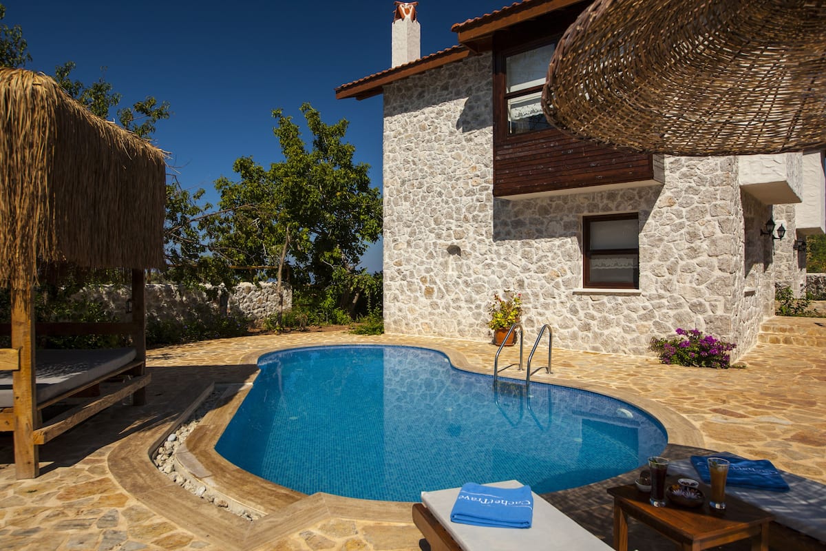 Room | Outdoor pool | 4 outdoor pools, pool umbrellas, pool loungers