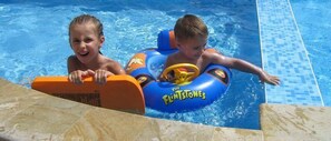 Outdoor pool, pool loungers