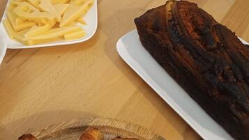 Petit déjeuner buffet servi en supplément en semaine
