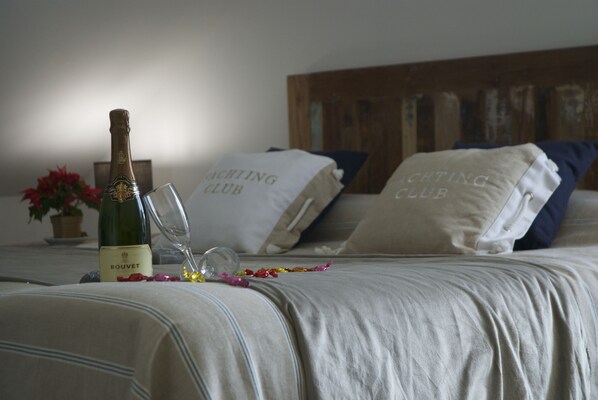 开间, 独立浴室 (Confort Studios 1/2) | 特色装修、熨斗/熨板、免费高速有线上网