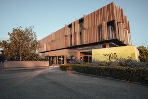 Facciata della struttura