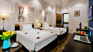 Deluxe Twin Room | 1 bedroom, Egyptian cotton sheets, premium bedding, minibar