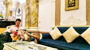 Reception - HANZ Hanoi De Maison Grand Hotel (Hanoi)