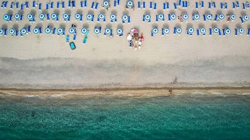 Beach nearby, sun-loungers, beach umbrellas, beach volleyball