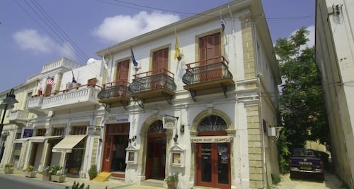 Kiniras Traditional House