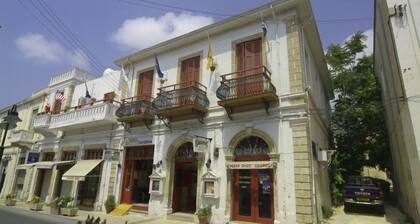 Kiniras Traditional House