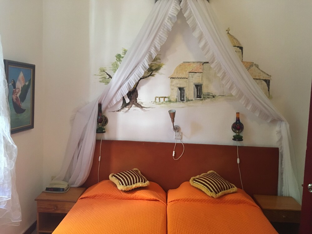 Kiniras Traditional Hotel & Restaurant by null