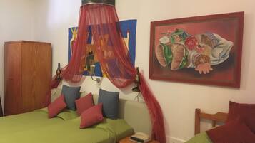 Triple Room | Premium bedding, down duvets, in-room safe, individually decorated