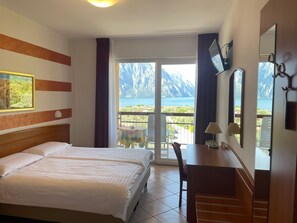 Standard Double Room, 1 Bedroom, Balcony, Lake View
